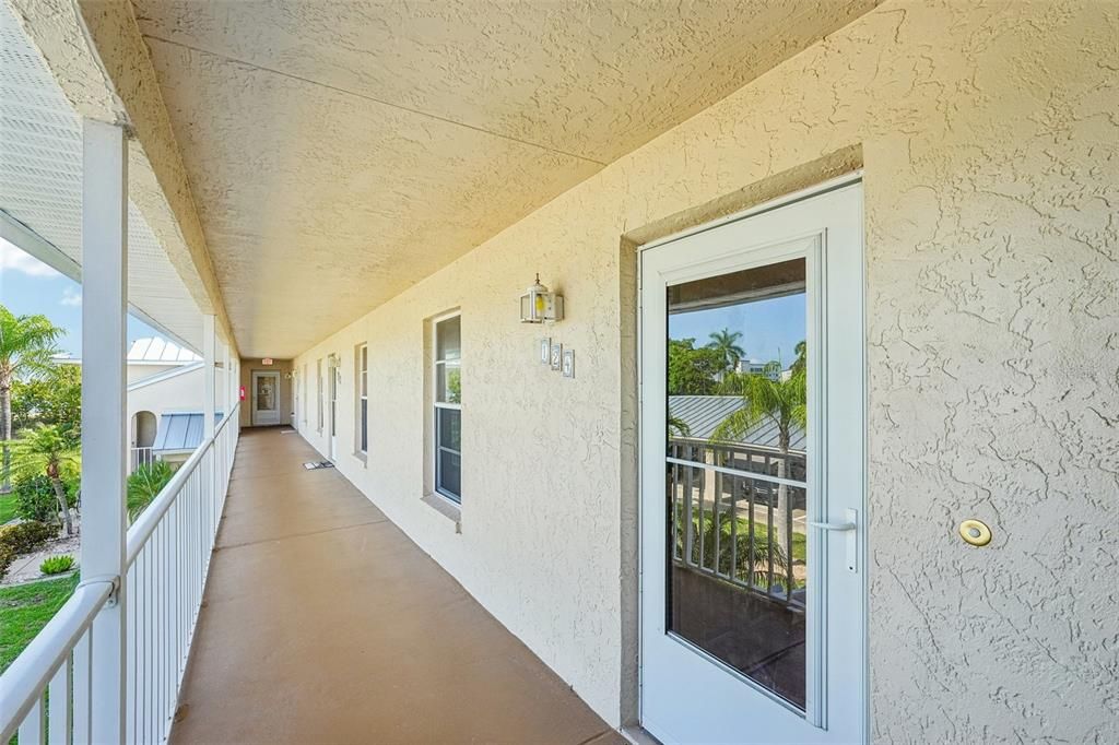 Activo con contrato: $195,000 (2 camas, 2 baños, 1120 Pies cuadrados)