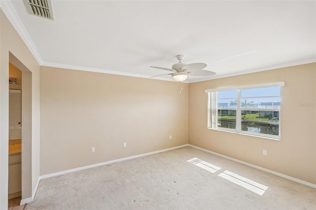 Activo con contrato: $195,000 (2 camas, 2 baños, 1120 Pies cuadrados)