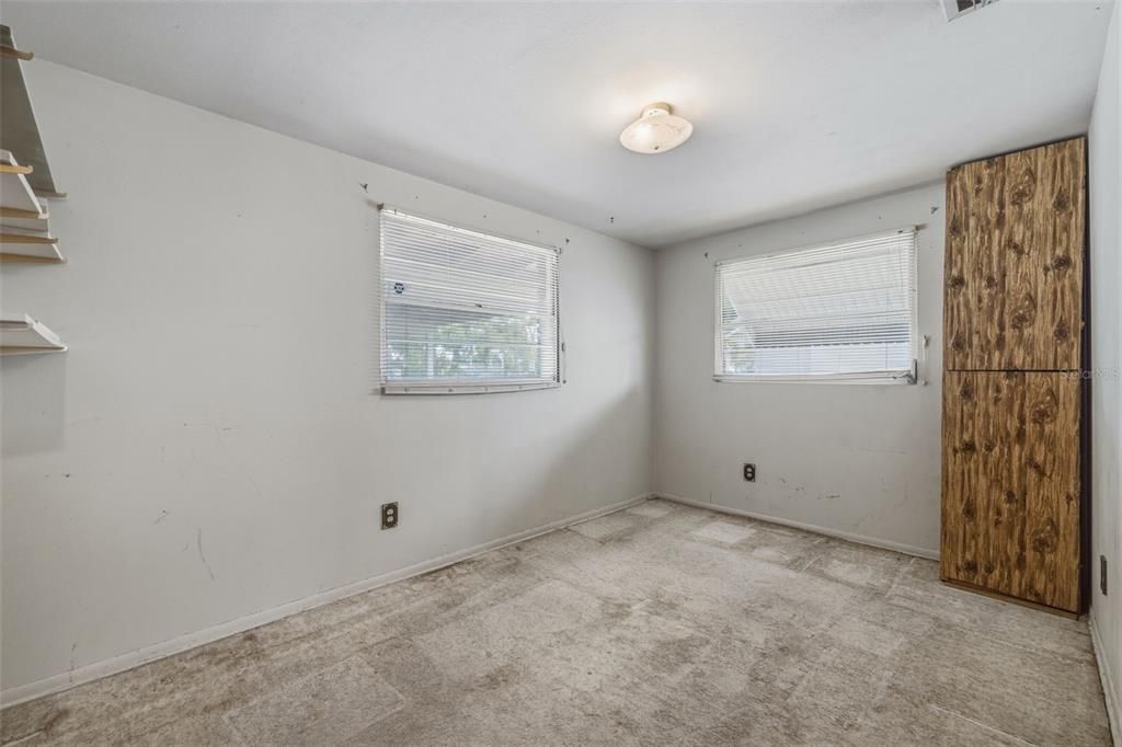 Activo con contrato: $349,900 (3 camas, 2 baños, 1334 Pies cuadrados)