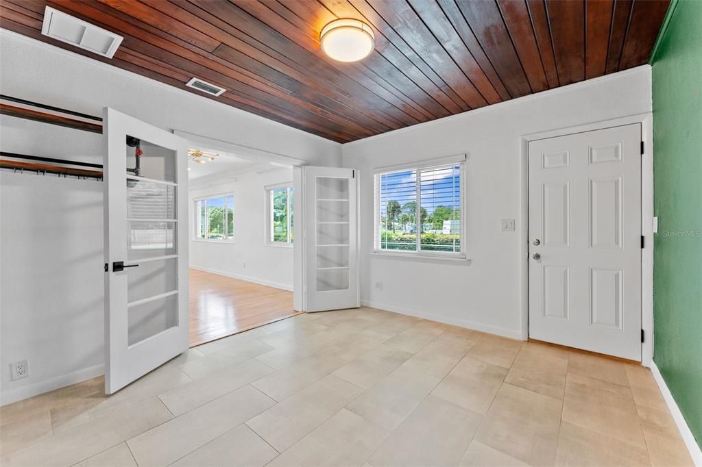 В аренду: $2,900 (3 спален, 2 ванн, 1326 Квадратных фут)