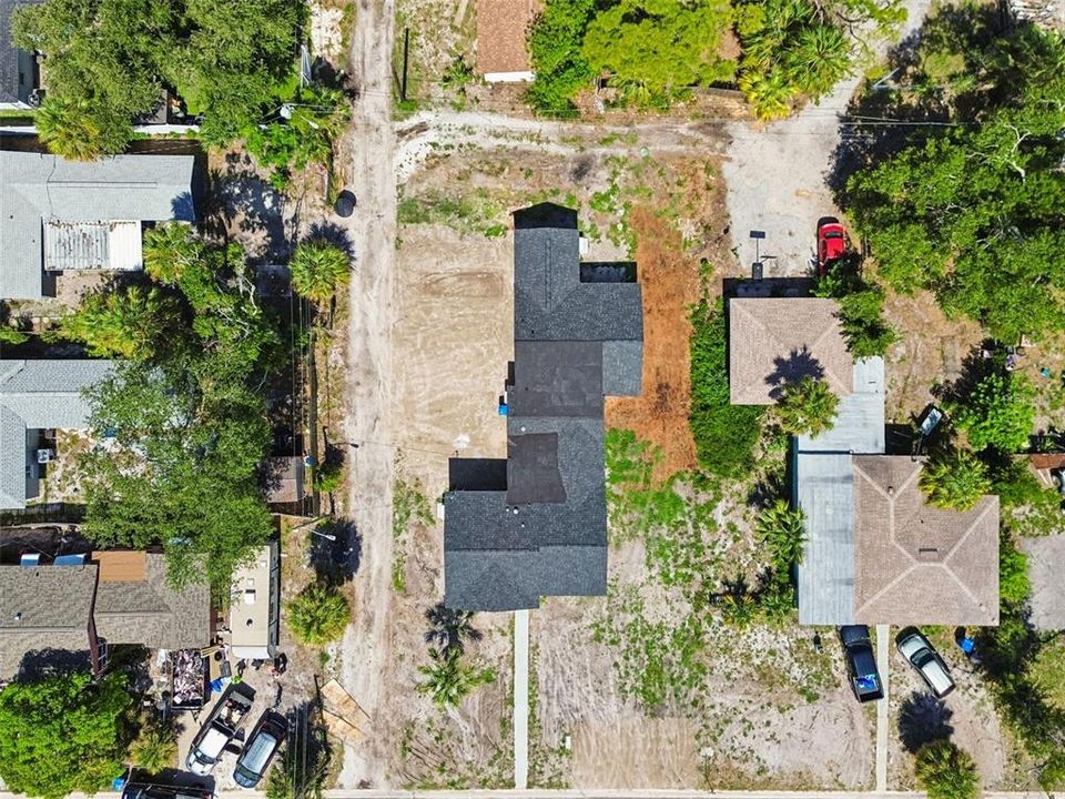 En Venta: $590,000 (4 camas, 3 baños, 2400 Pies cuadrados)