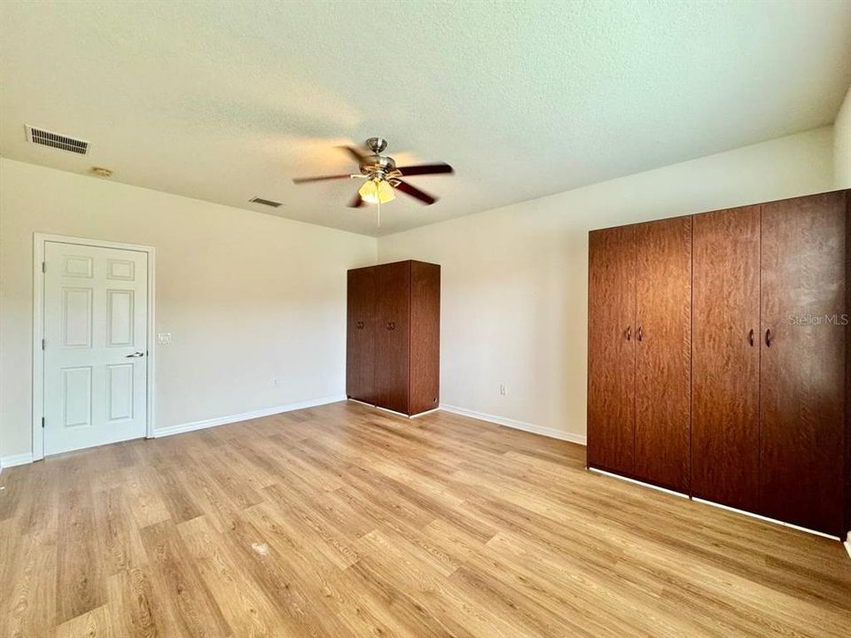 В аренду: $2,700 (4 спален, 2 ванн, 2313 Квадратных фут)