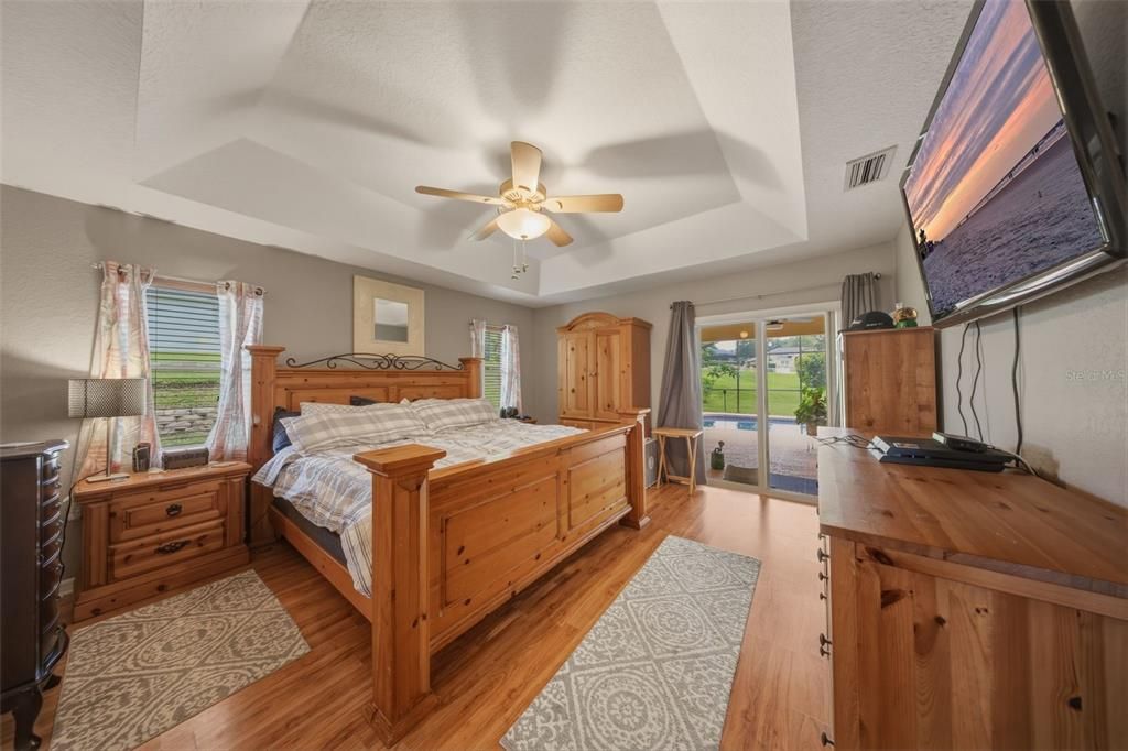 En Venta: $539,000 (4 camas, 2 baños, 2246 Pies cuadrados)