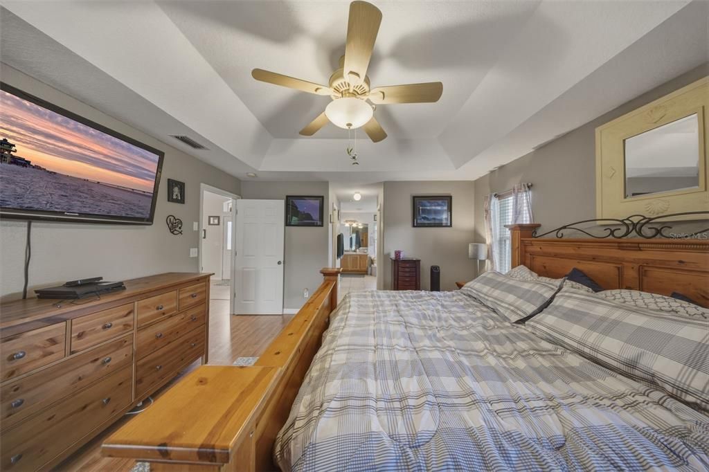 En Venta: $539,000 (4 camas, 2 baños, 2246 Pies cuadrados)
