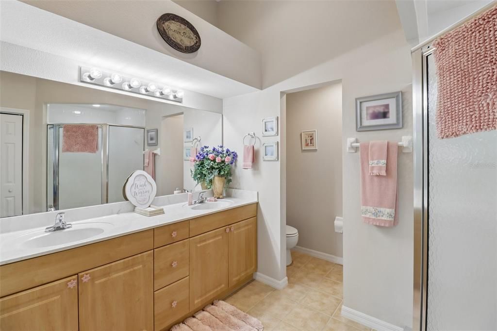 For Sale: $277,300 (3 beds, 2 baths, 1592 Square Feet)