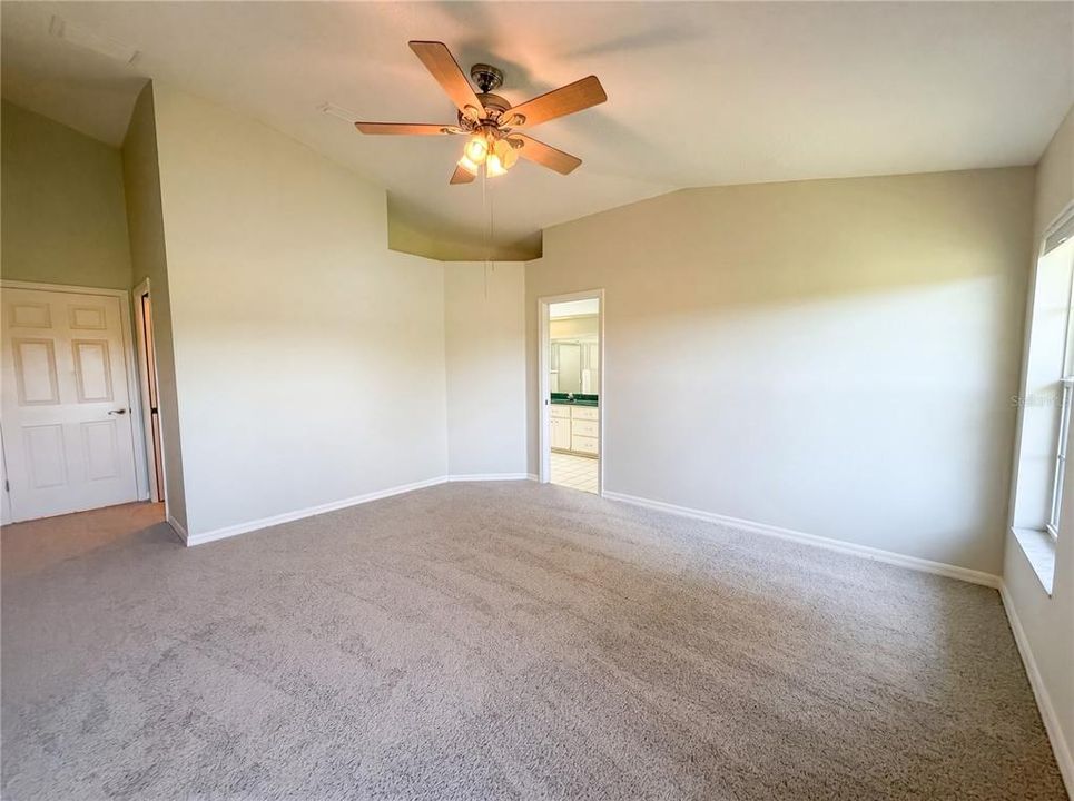 For Sale: $328,000 (3 beds, 2 baths, 2886 Square Feet)