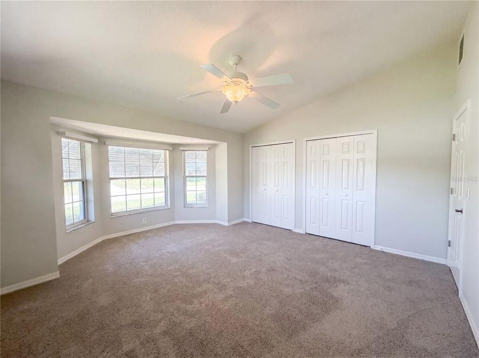 For Sale: $328,000 (3 beds, 2 baths, 2886 Square Feet)