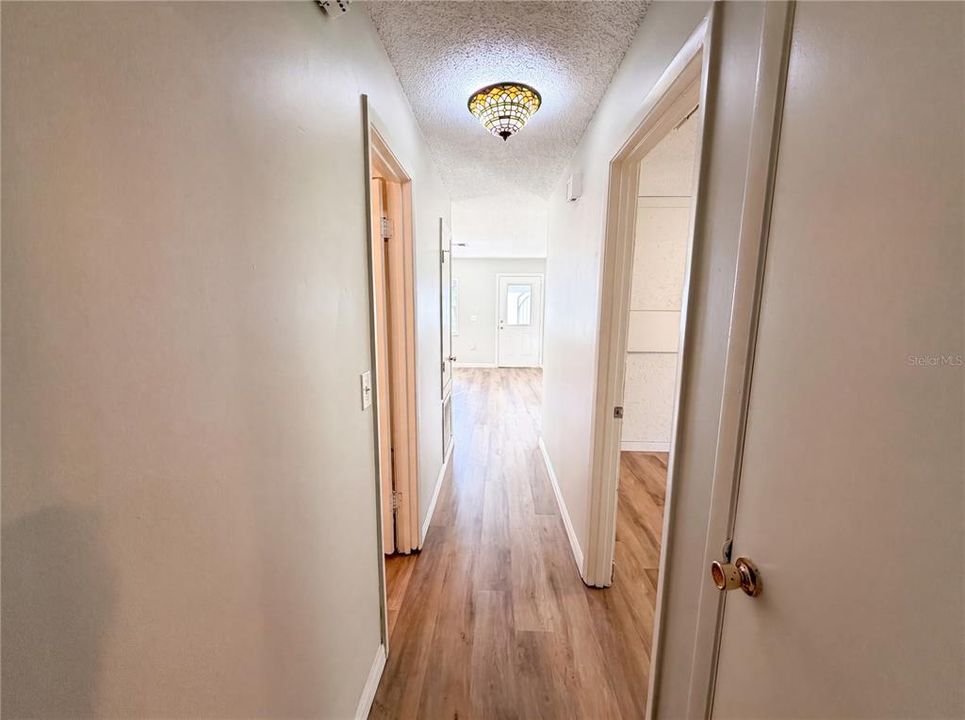 For Sale: $244,000 (3 beds, 1 baths, 1326 Square Feet)