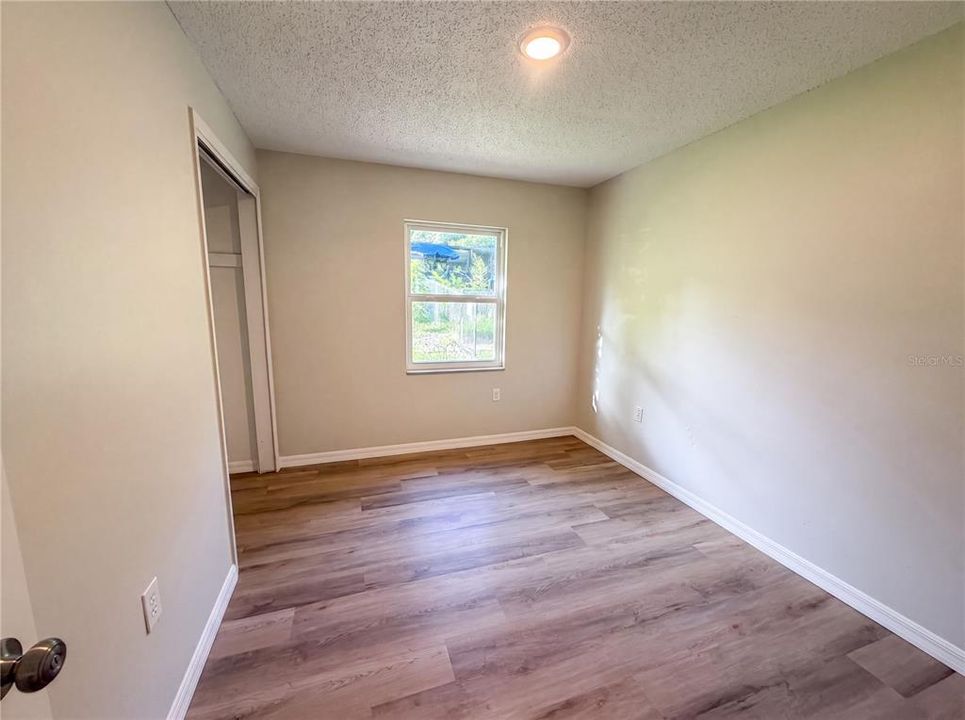 For Sale: $244,000 (3 beds, 1 baths, 1326 Square Feet)