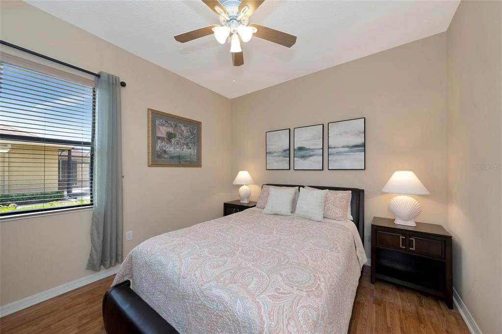 En Venta: $639,900 (4 camas, 3 baños, 2229 Pies cuadrados)
