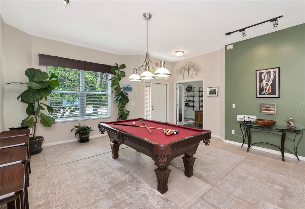 For Sale: $515,000 (3 beds, 2 baths, 2002 Square Feet)
