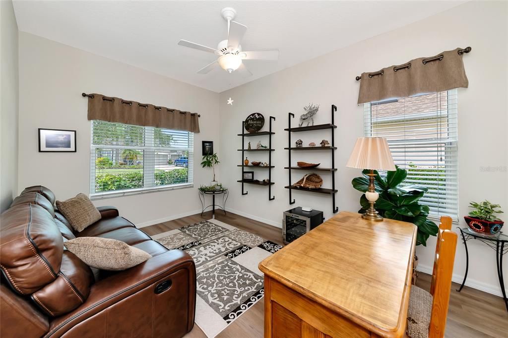 For Sale: $515,000 (3 beds, 2 baths, 2002 Square Feet)