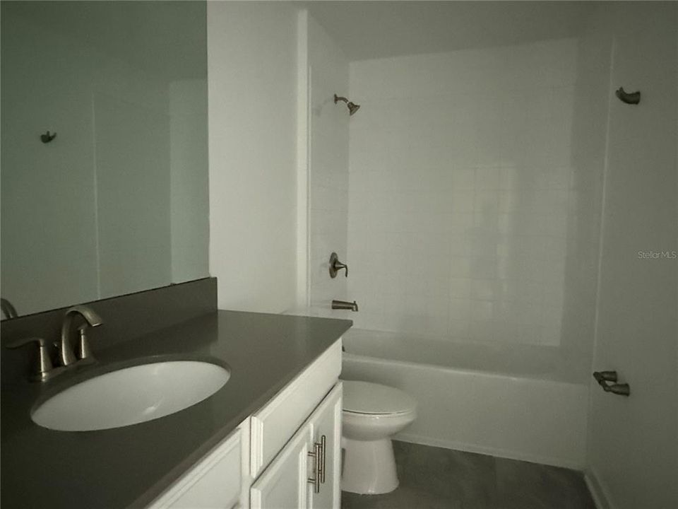В аренду: $2,400 (3 спален, 2 ванн, 1755 Квадратных фут)