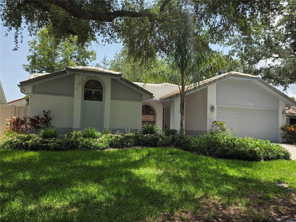 For Sale: $455,000 (3 beds, 2 baths, 1625 Square Feet)