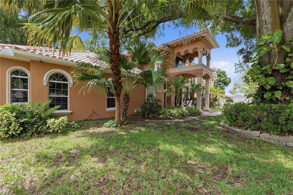 For Sale: $1,354,999 (5 beds, 4 baths, 4163 Square Feet)
