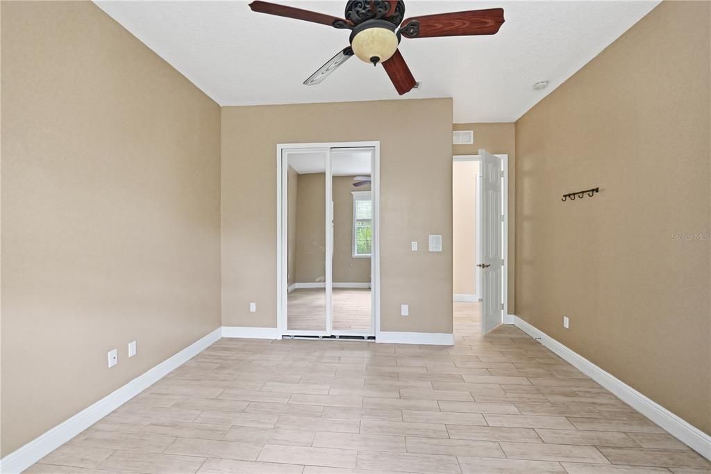 For Sale: $1,354,999 (5 beds, 4 baths, 4163 Square Feet)