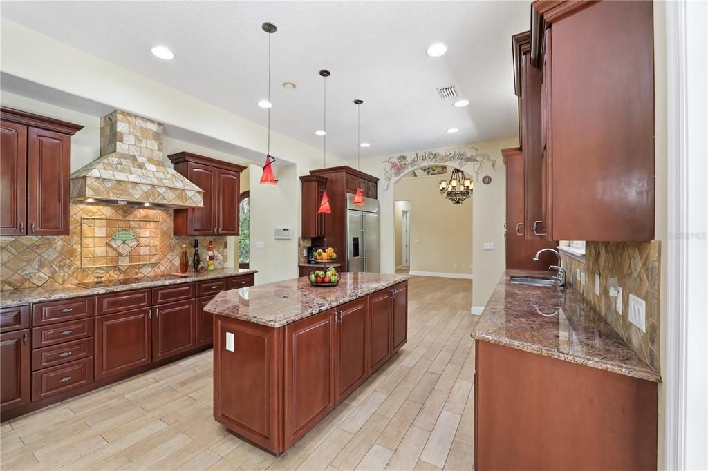 For Sale: $1,354,999 (5 beds, 4 baths, 4163 Square Feet)