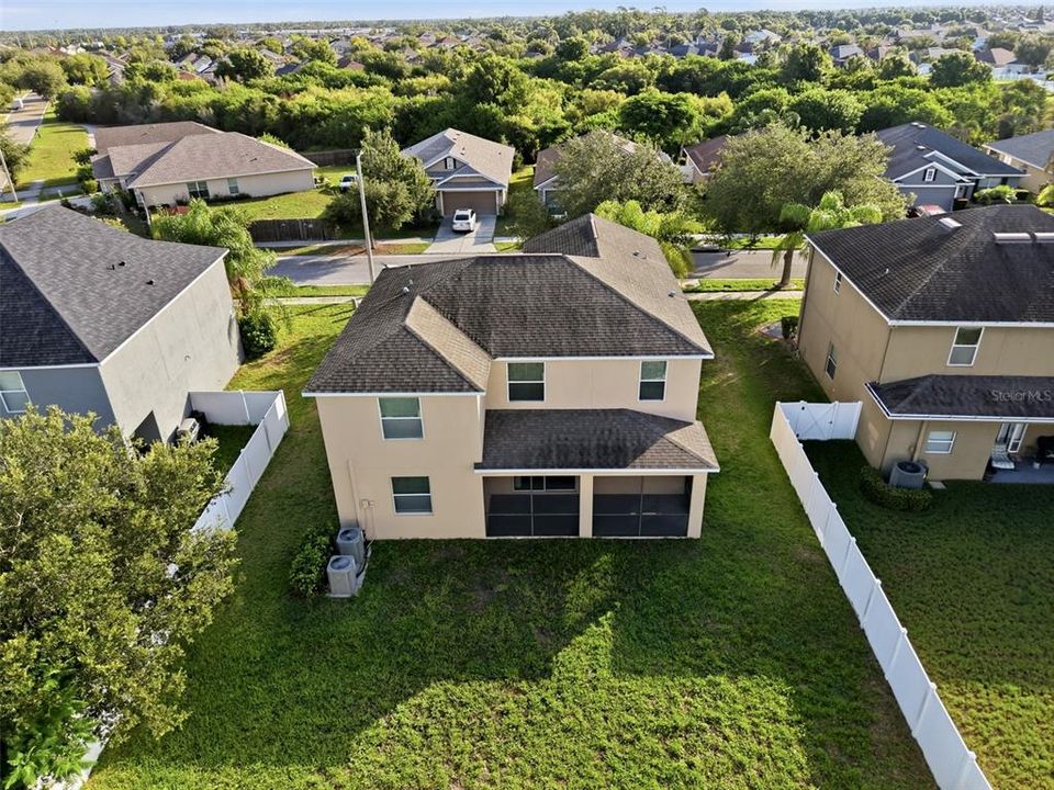 En Venta: $399,900 (4 camas, 3 baños, 2628 Pies cuadrados)