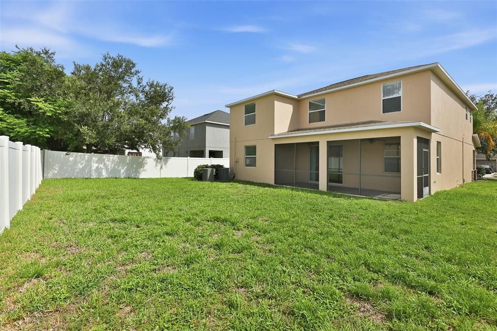 En Venta: $399,900 (4 camas, 3 baños, 2628 Pies cuadrados)