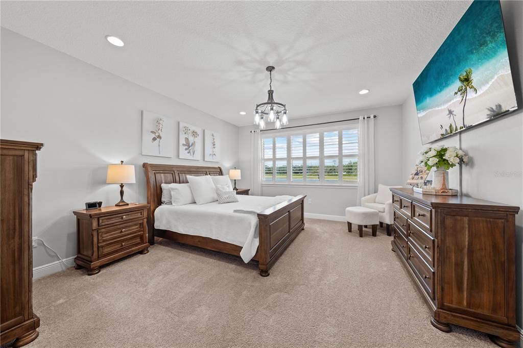 For Sale: $519,900 (4 beds, 3 baths, 2732 Square Feet)