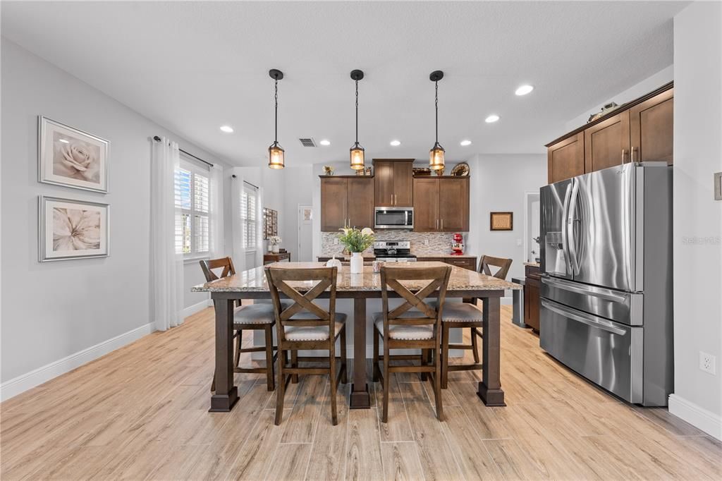For Sale: $519,900 (4 beds, 3 baths, 2732 Square Feet)