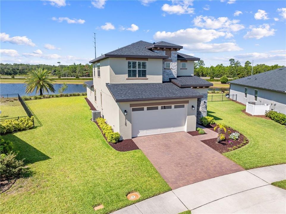 For Sale: $519,900 (4 beds, 3 baths, 2732 Square Feet)