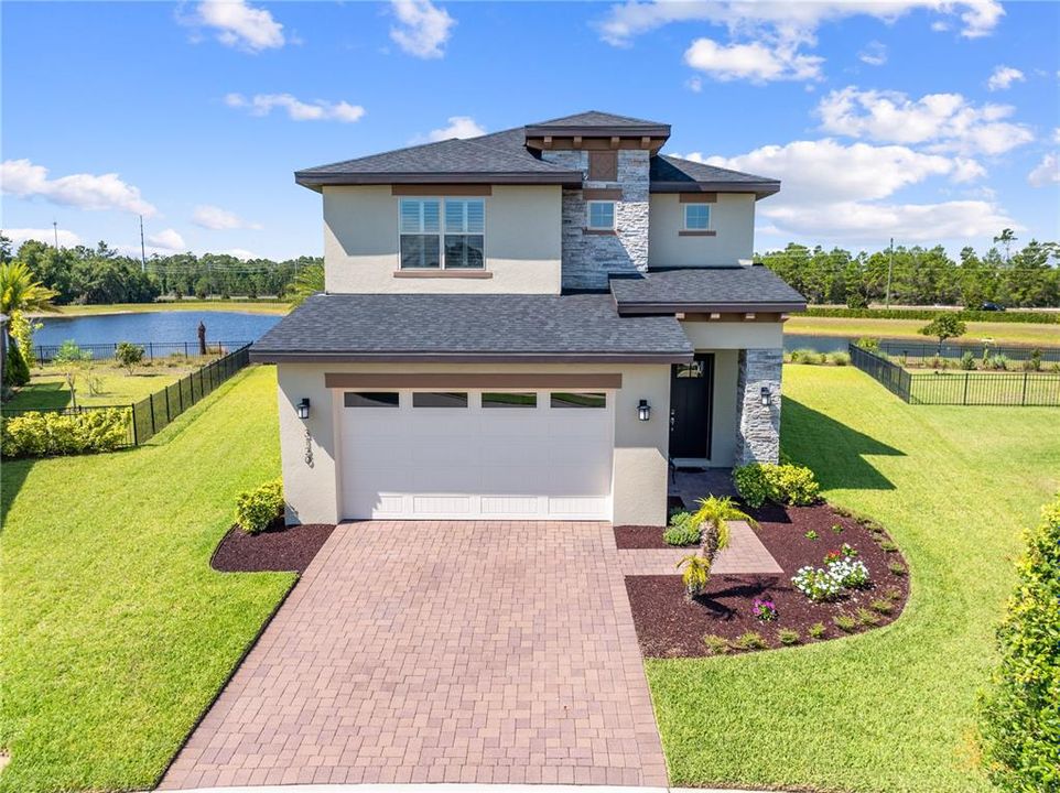 For Sale: $519,900 (4 beds, 3 baths, 2732 Square Feet)