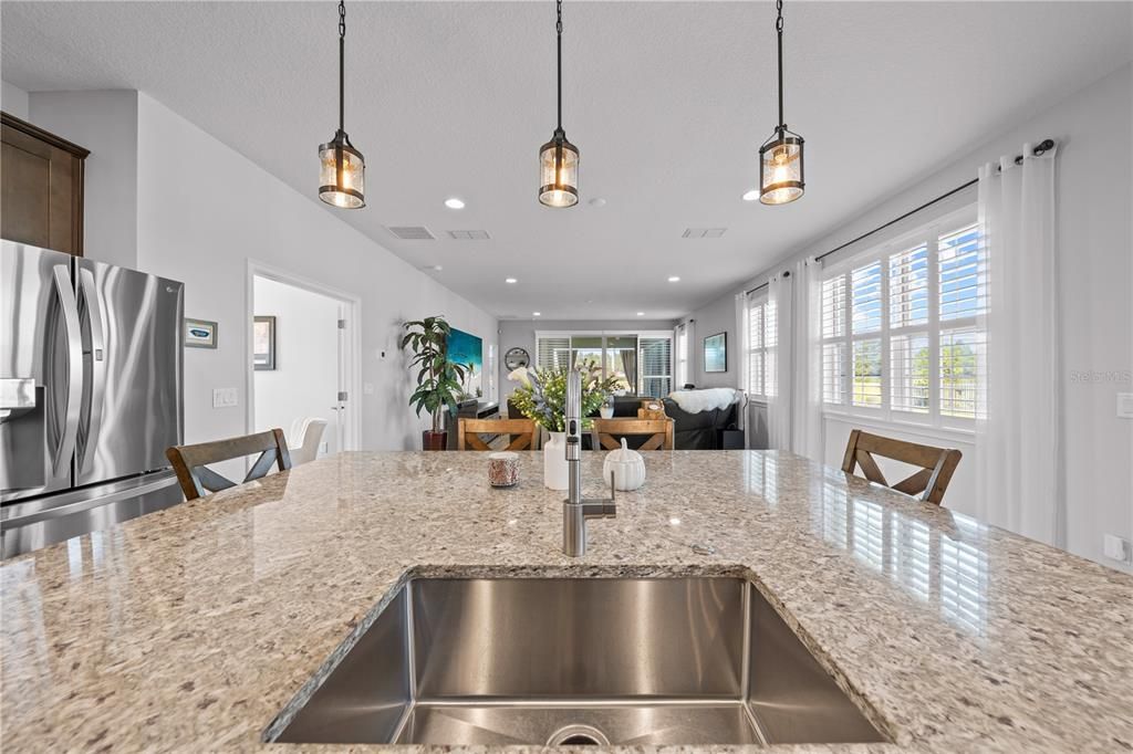 For Sale: $519,900 (4 beds, 3 baths, 2732 Square Feet)