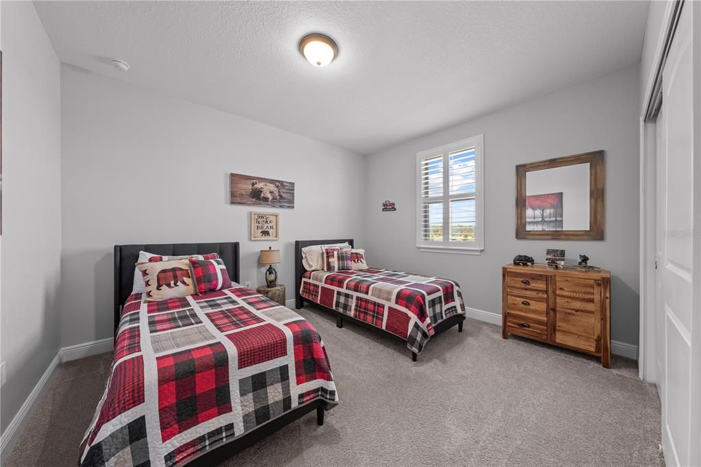 For Sale: $519,900 (4 beds, 3 baths, 2732 Square Feet)