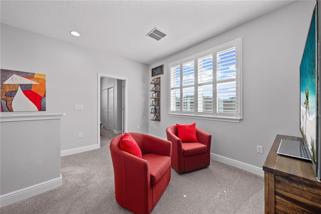For Sale: $519,900 (4 beds, 3 baths, 2732 Square Feet)