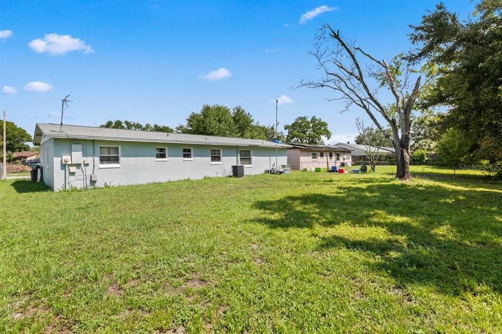 For Sale: $273,000 (4 beds, 2 baths, 1482 Square Feet)