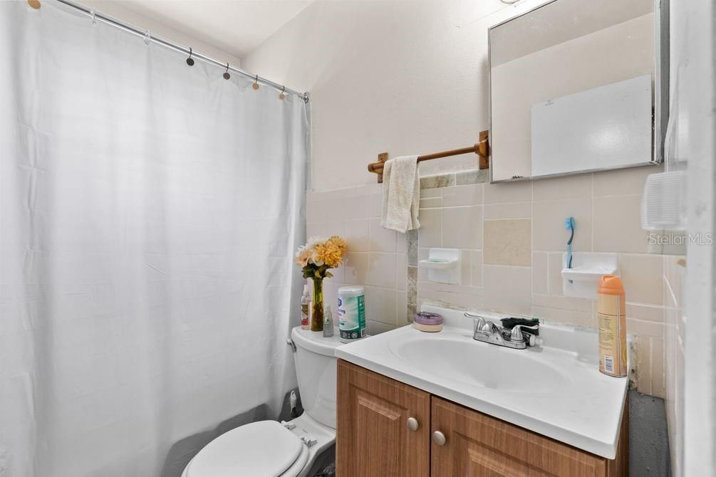 For Sale: $273,000 (4 beds, 2 baths, 1482 Square Feet)