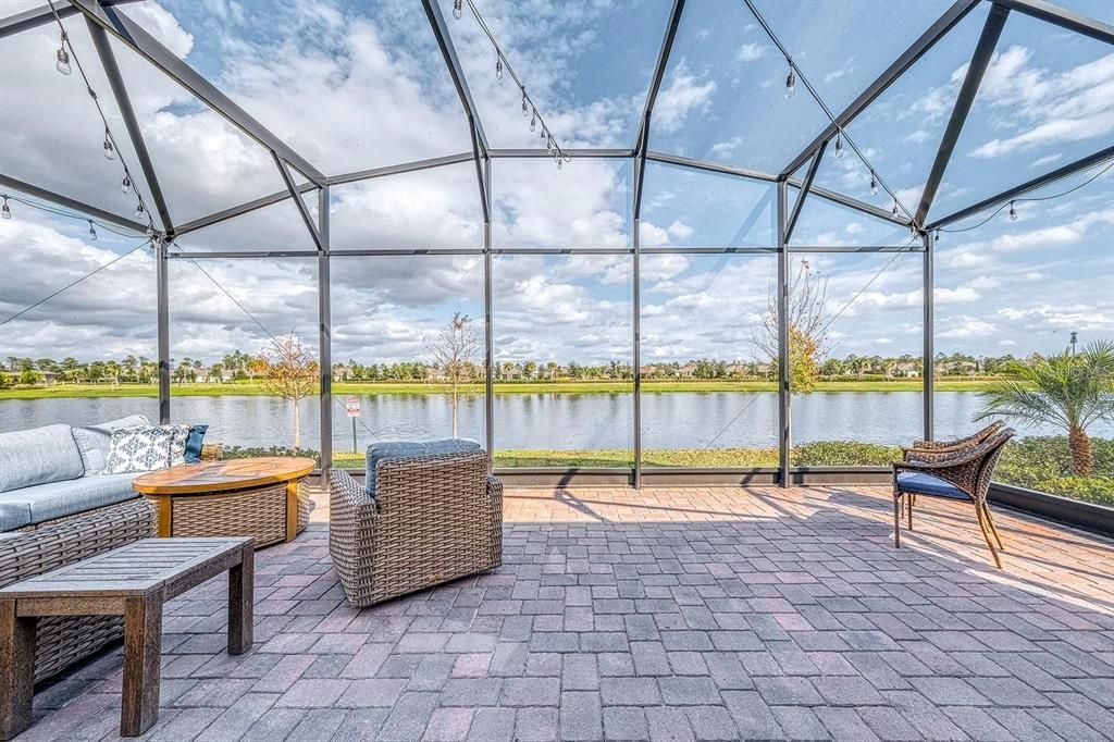 En Venta: $399,900 (2 camas, 2 baños, 1401 Pies cuadrados)