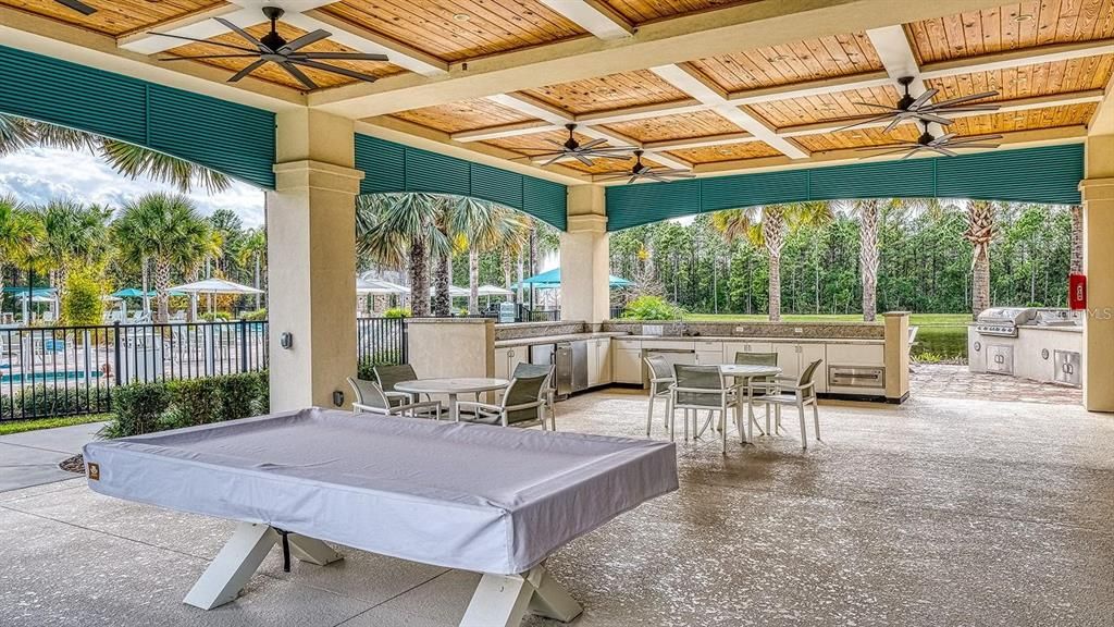 En Venta: $399,900 (2 camas, 2 baños, 1401 Pies cuadrados)