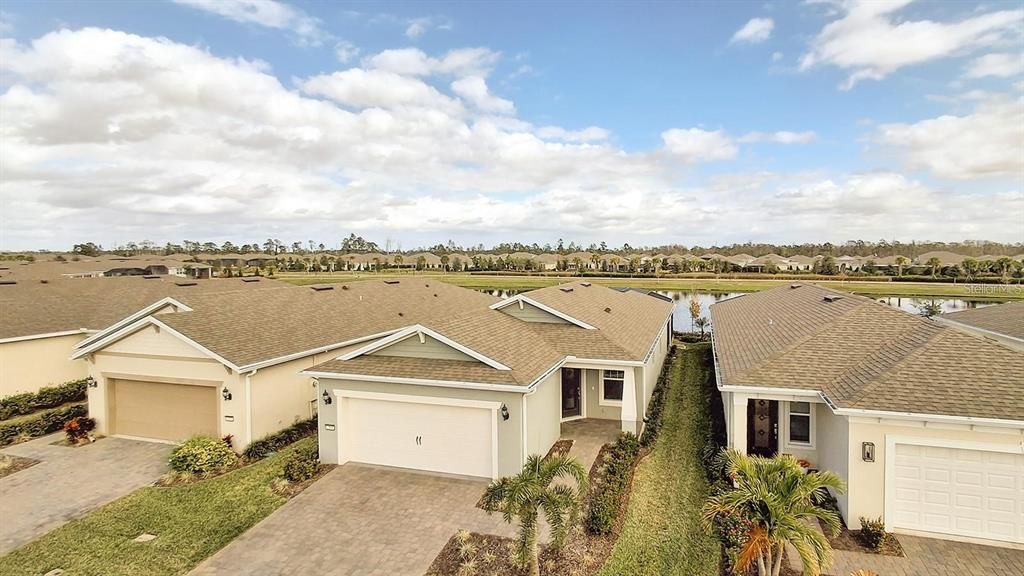 En Venta: $399,900 (2 camas, 2 baños, 1401 Pies cuadrados)