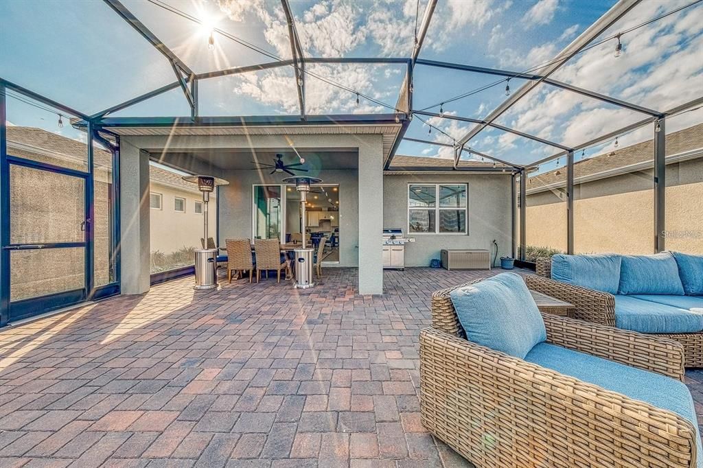 En Venta: $399,900 (2 camas, 2 baños, 1401 Pies cuadrados)