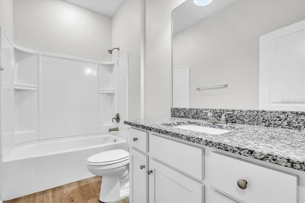 Active With Contract: $270,000 (3 beds, 2 baths, 1601 Square Feet)