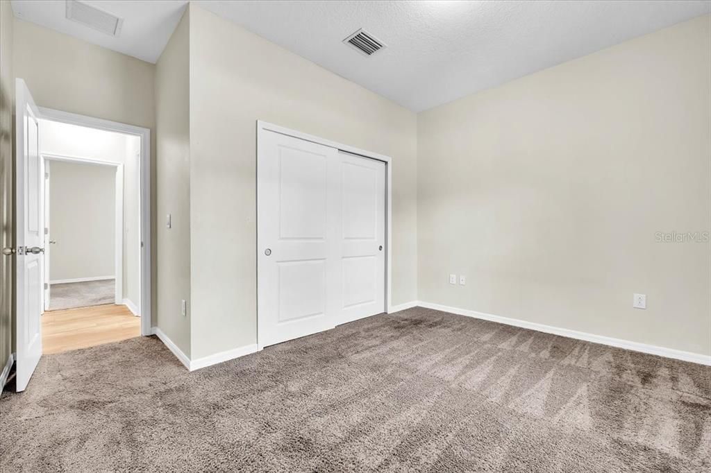 Active With Contract: $270,000 (3 beds, 2 baths, 1601 Square Feet)