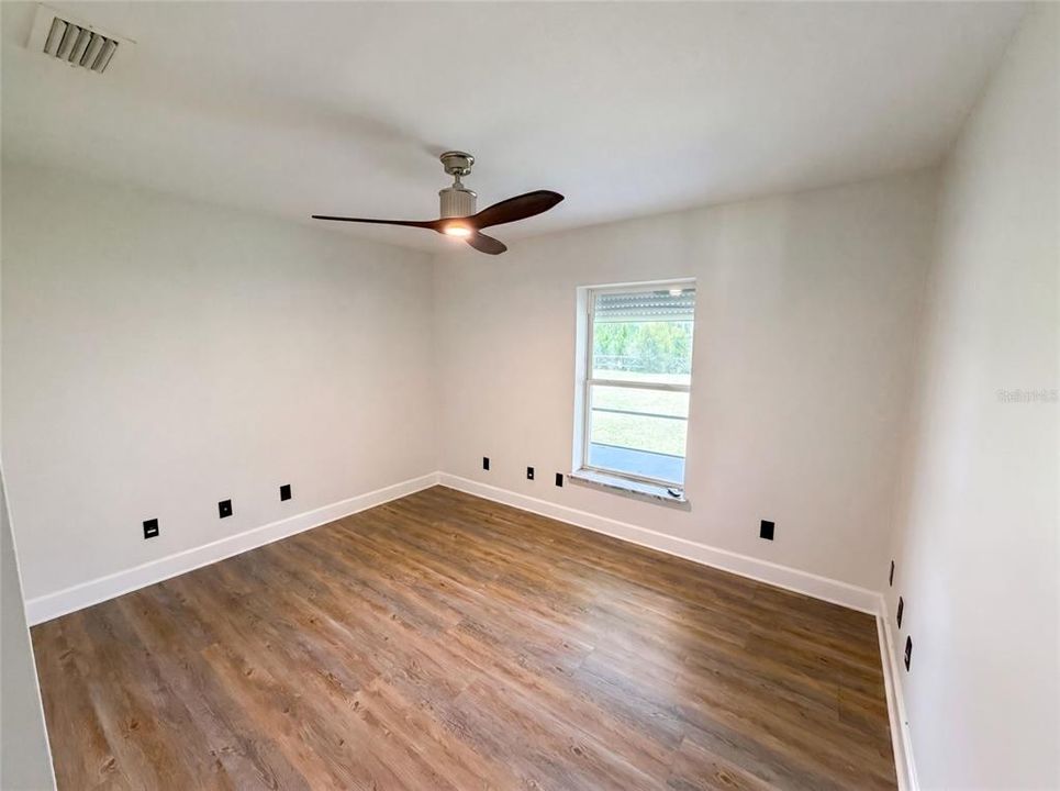 For Sale: $510,000 (3 beds, 2 baths, 1622 Square Feet)