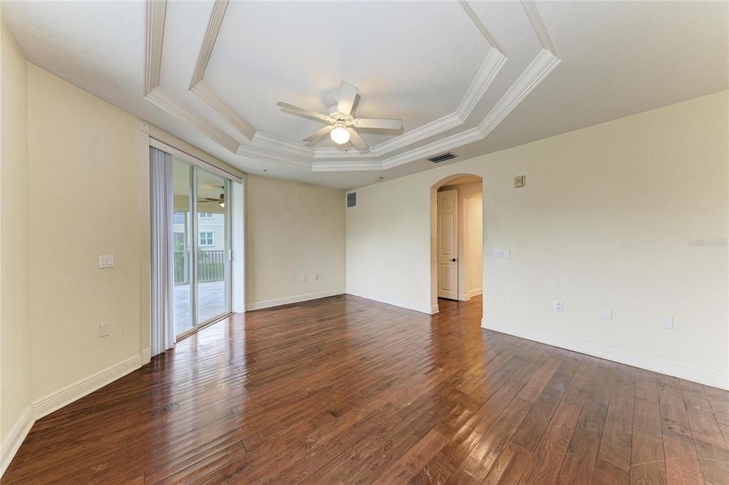 В аренду: $4,700 (3 спален, 3 ванн, 2392 Квадратных фут)