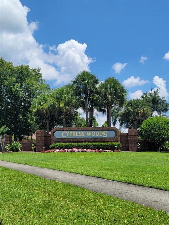 For Rent: $2,400 (4 beds, 3 baths, 1854 Square Feet)