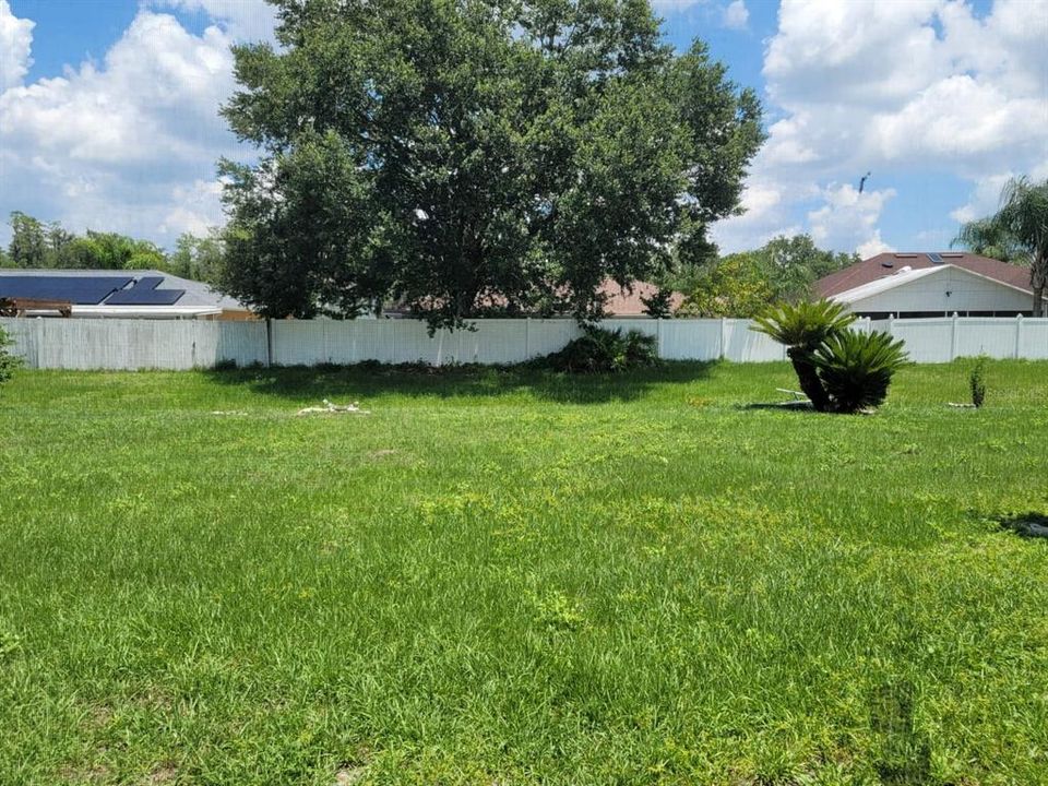 For Rent: $2,400 (4 beds, 3 baths, 1854 Square Feet)