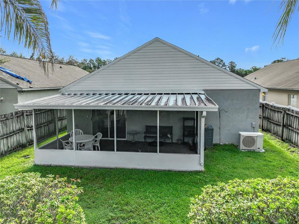For Sale: $329,000 (3 beds, 2 baths, 1296 Square Feet)