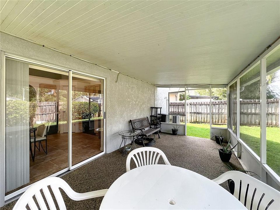For Sale: $329,000 (3 beds, 2 baths, 1296 Square Feet)