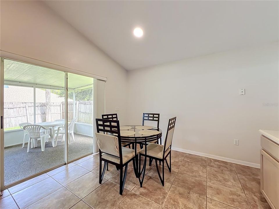 For Sale: $329,000 (3 beds, 2 baths, 1296 Square Feet)