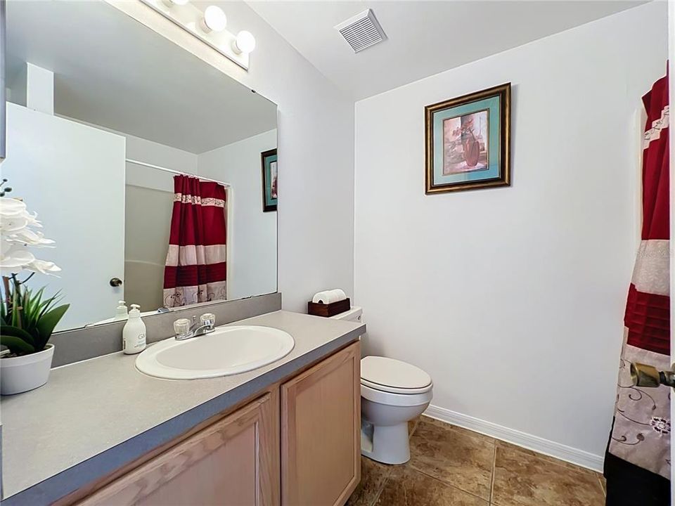 For Sale: $329,000 (3 beds, 2 baths, 1296 Square Feet)