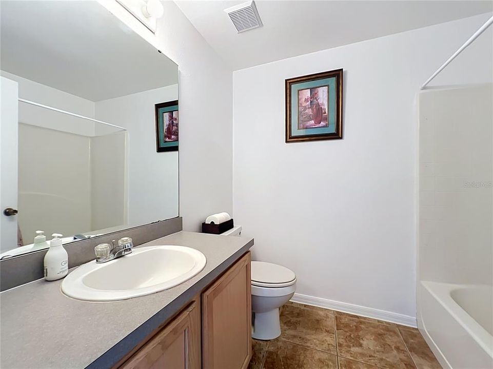 For Sale: $329,000 (3 beds, 2 baths, 1296 Square Feet)