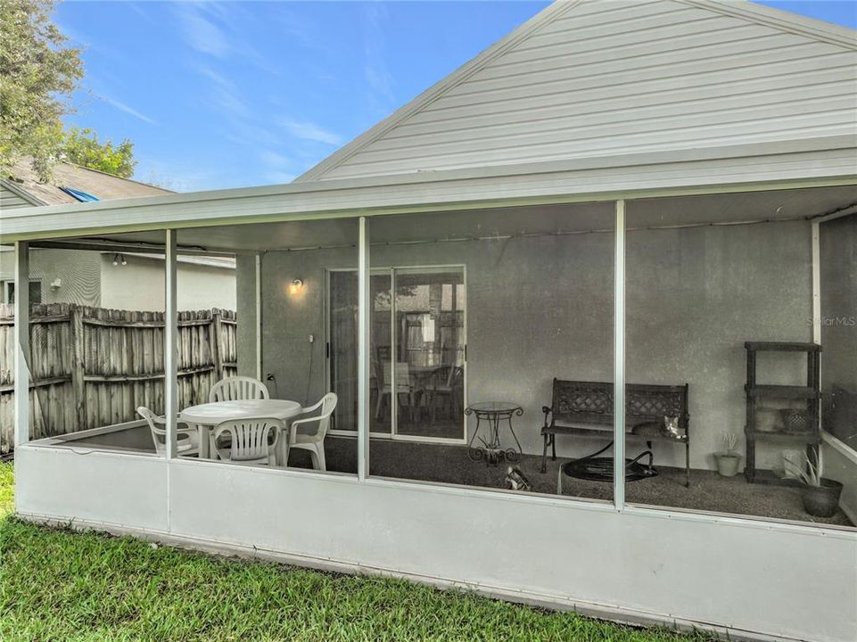For Sale: $329,000 (3 beds, 2 baths, 1296 Square Feet)