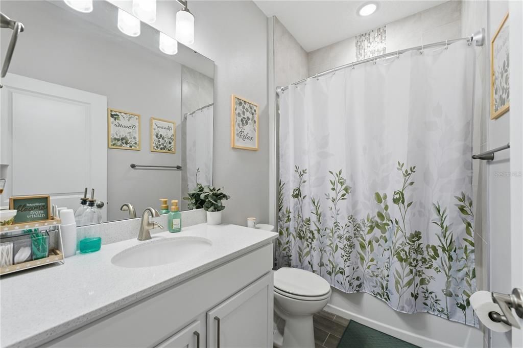 En Venta: $560,000 (4 camas, 3 baños, 2306 Pies cuadrados)