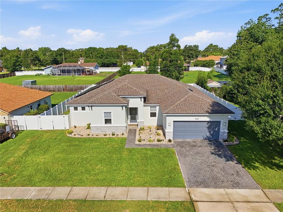 En Venta: $560,000 (4 camas, 3 baños, 2306 Pies cuadrados)